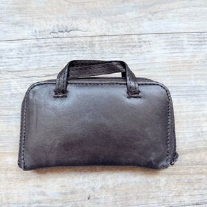 Wilsons Leather Zip Pouch Wallet Key Holder Vintage Compact Case Briefcase